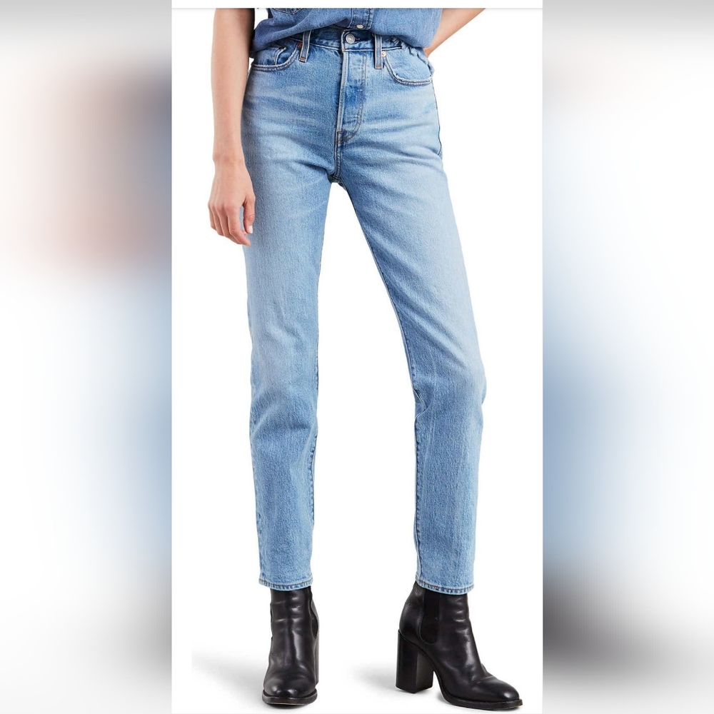 Levi's Wedgie Icon Fit High Waist Ankle Jeans